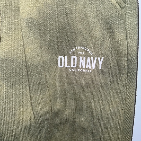 Old Navy green flare leg pants. US 2. - Picture 6 of 7